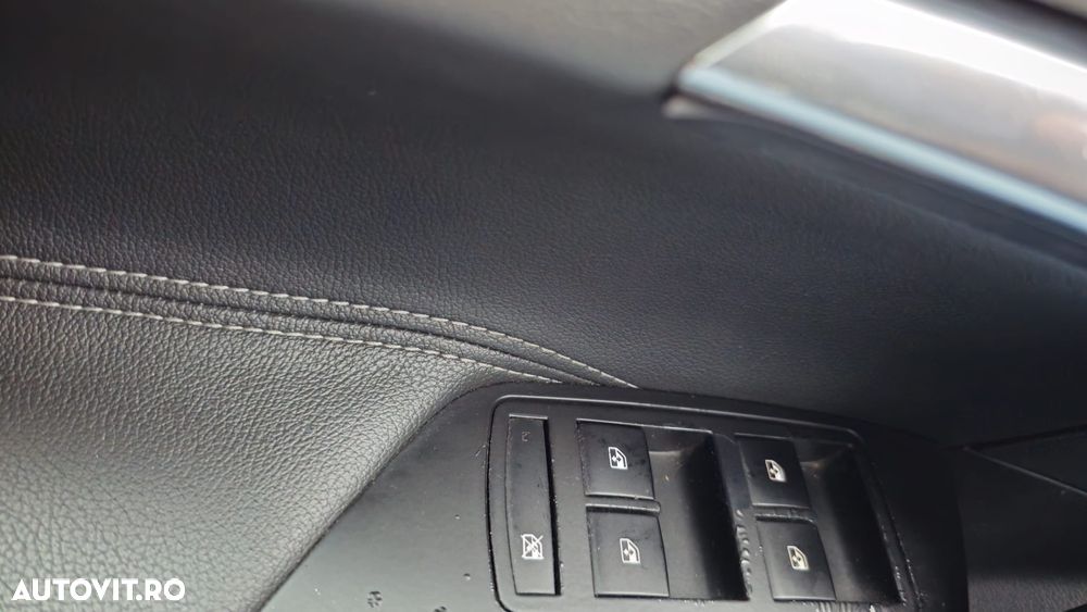 Opel Insignia 2.0 CDTi ECOTEC ECOFLEX Star/Stop Edition - 8