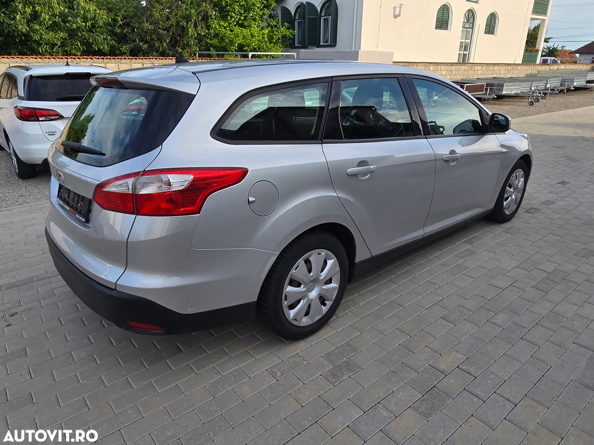 Ford Focus 1.6 TDCi DPF Start-Stopp-System Ambiente - 19