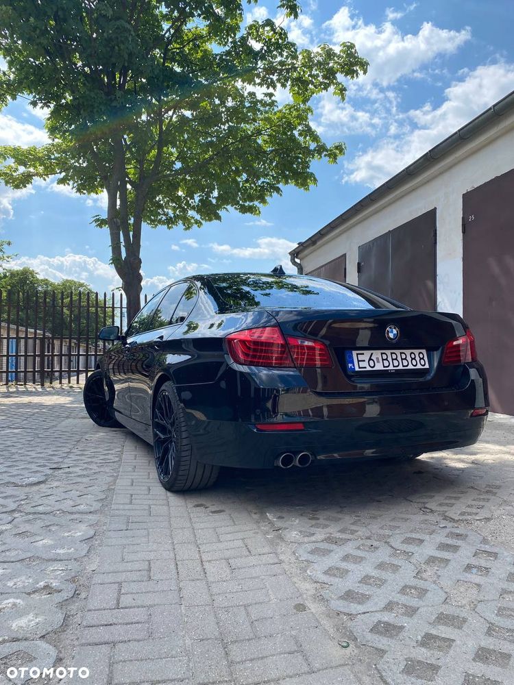 BMW Seria 5 530d Luxury Line - 3