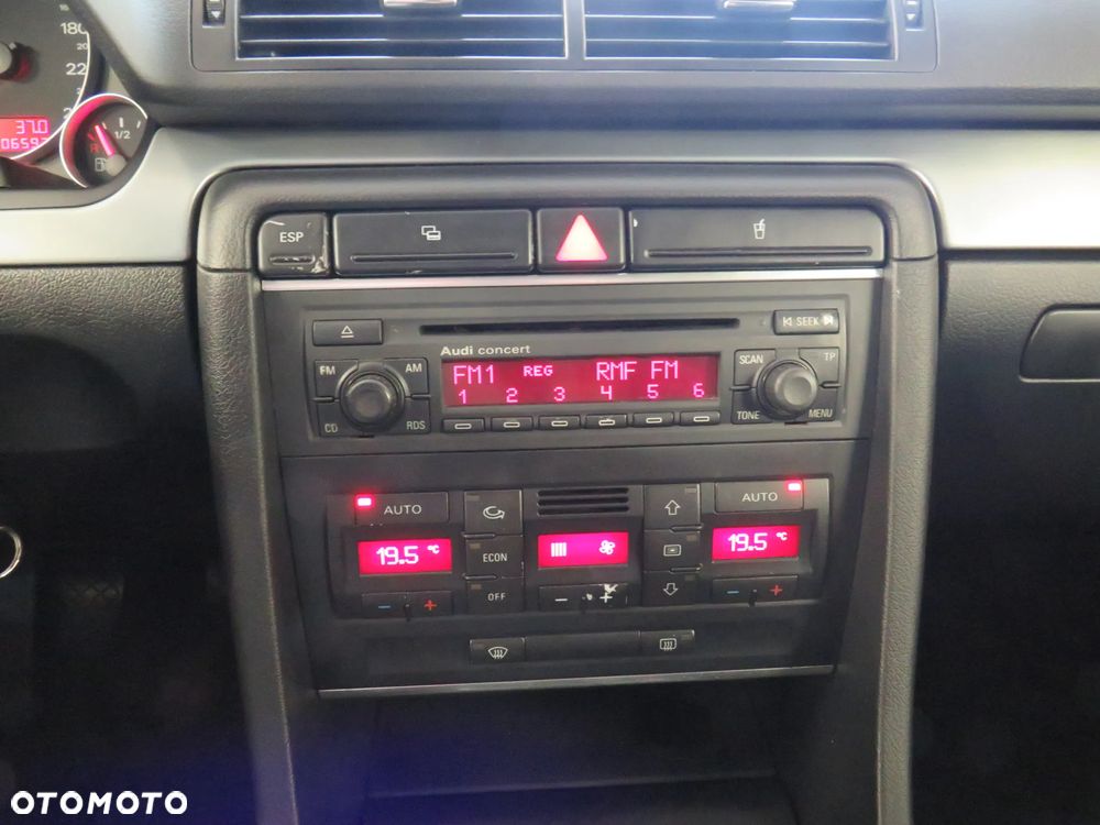 Audi A4 Avant - 25