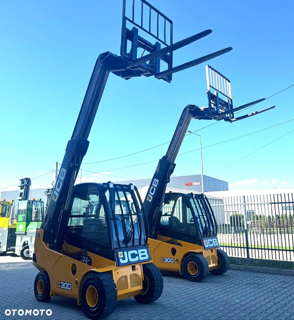 JCB TLT 30 D  ładowarka teleskopowa / te Tylko 6062 godzinyleskop/
