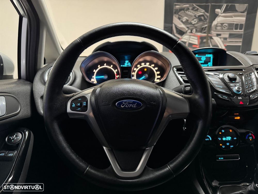 Ford Fiesta 1.0 T EcoBoost Titanium - 8