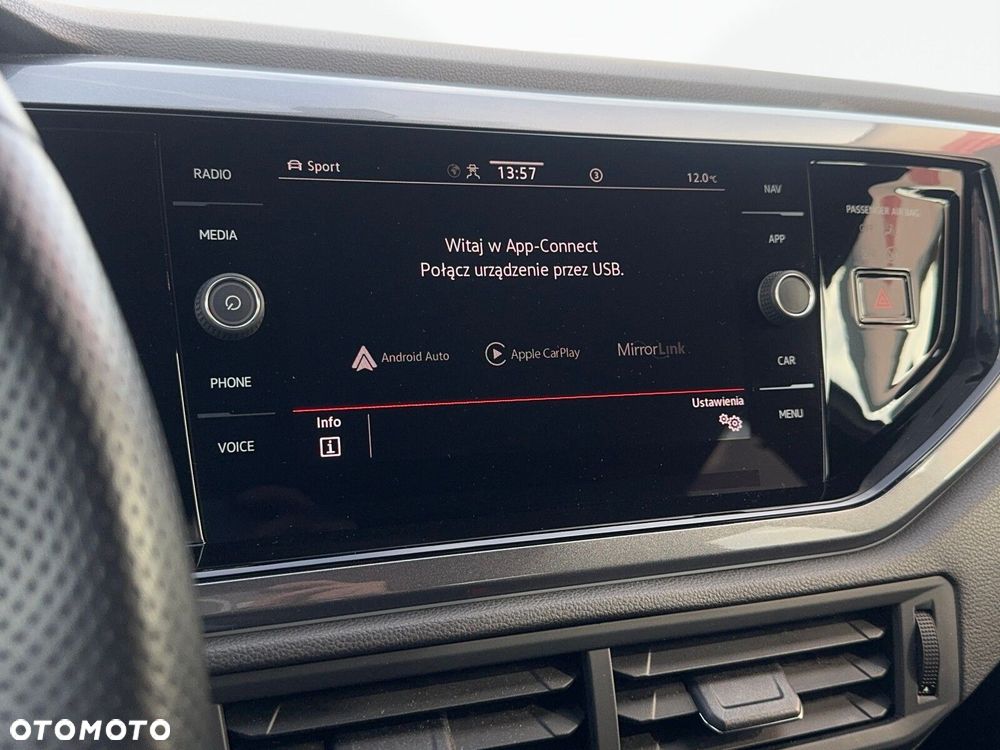 Volkswagen Polo - 29