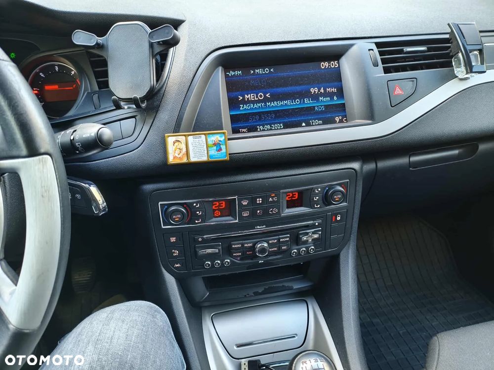 Citroën C5 2.0 HDi Dynamique Equilibre Navi - 11
