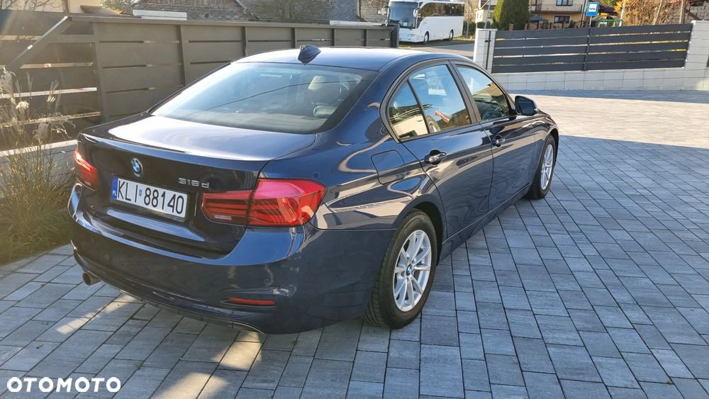 BMW Seria 3 318d Sport Line - 2