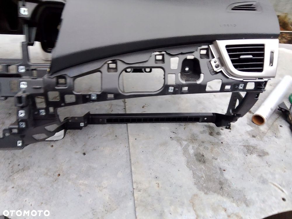 deska rozdzielcza pasy sensor hyundai i30 ii - 6