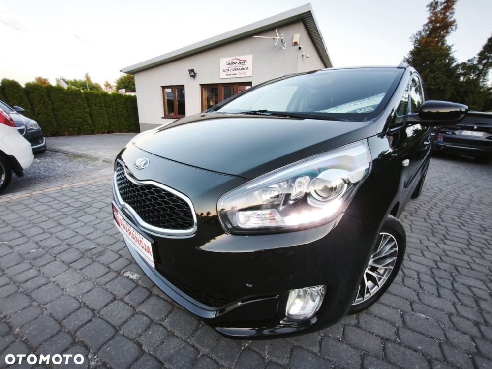 Kia Carens - 17