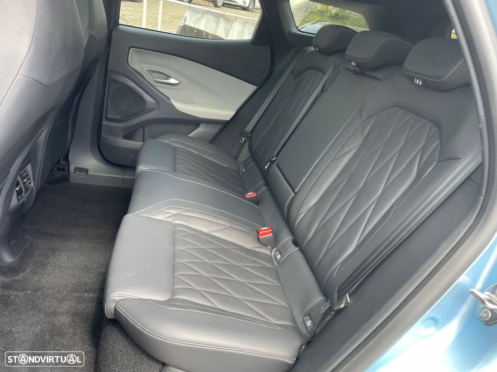 Ford Explorer 77 kWh Premium - 11