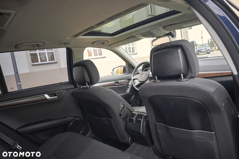 Mercedes-Benz Klasa C - 26