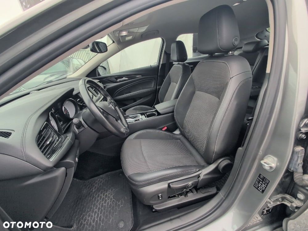 Opel Insignia - 19