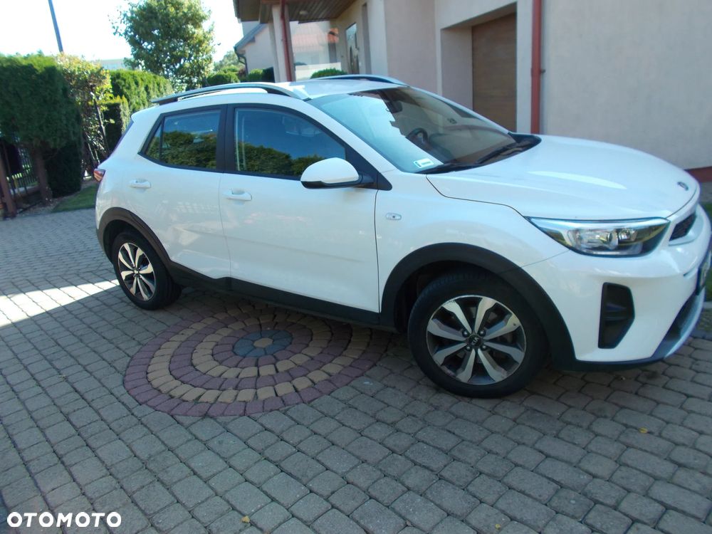 Kia Stonic 1.2 M - 1