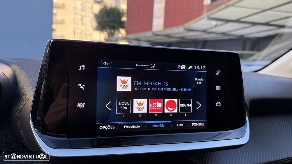 Peugeot 208 1.5 BlueHDi Active Pack - 32