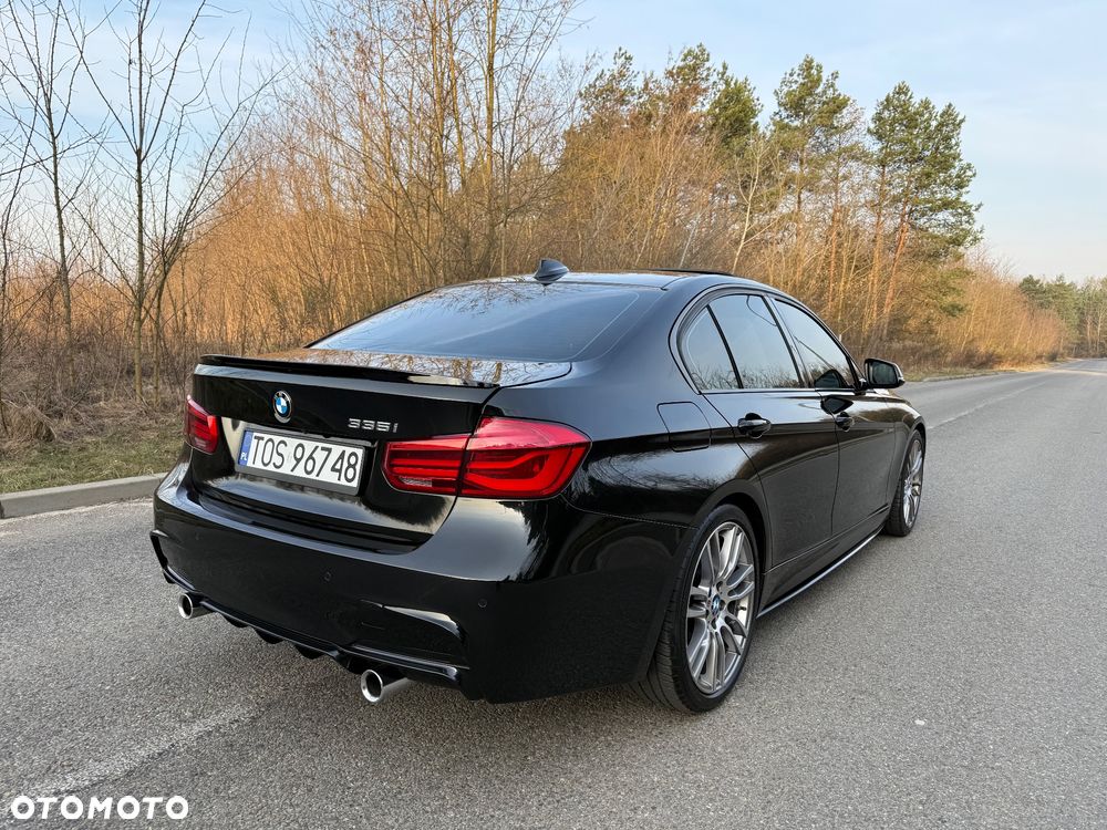 BMW Seria 3 335i Sport-Aut - 11