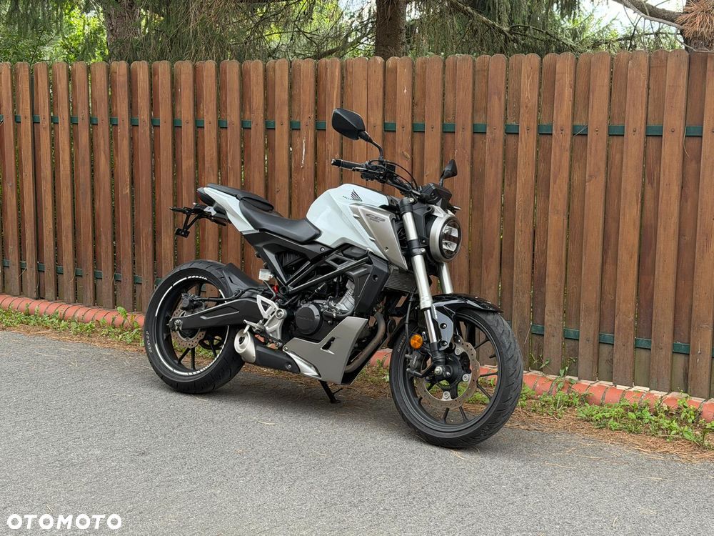 Honda CB - 16