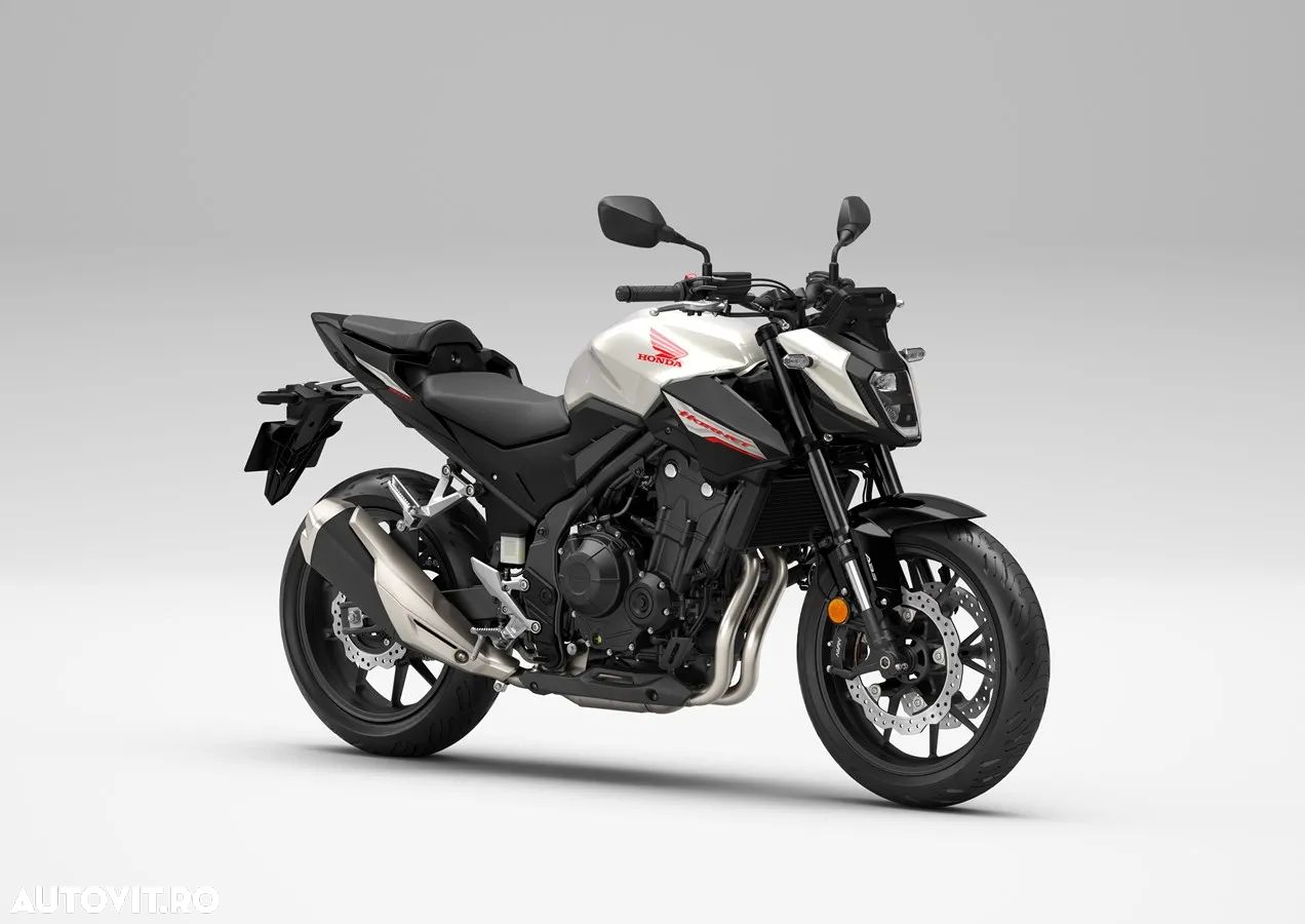 Honda CB 750 Hornet - 1