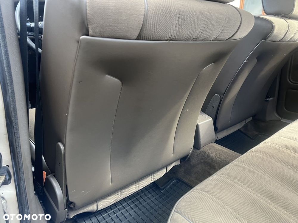 BMW Seria 5 525 e - 34