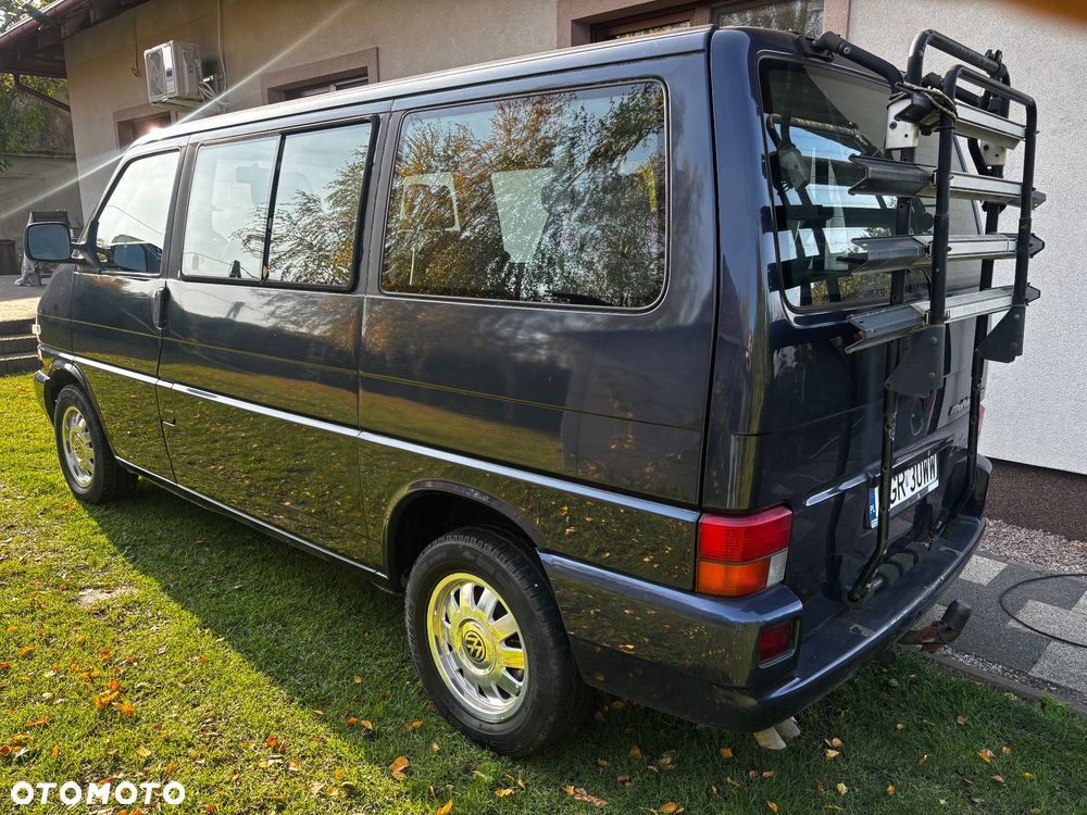 Volkswagen Multivan Standard - 13