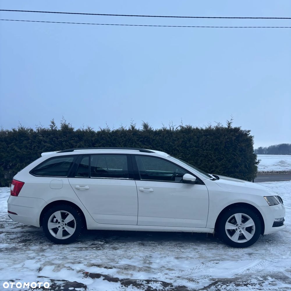 Skoda Octavia 1.6 TDI Ambition - 2