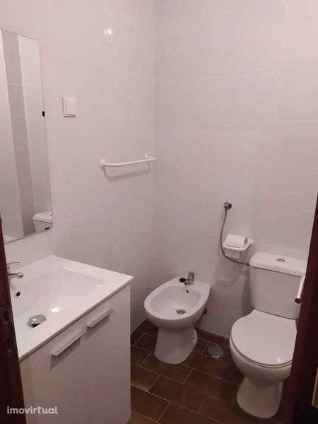 Apartamento T2 linda-a velha - Grande imagem: 2/12