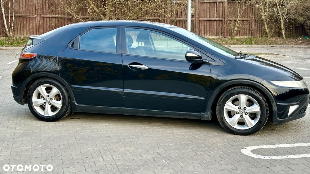 Honda Civic 1.8 Comfort - 4