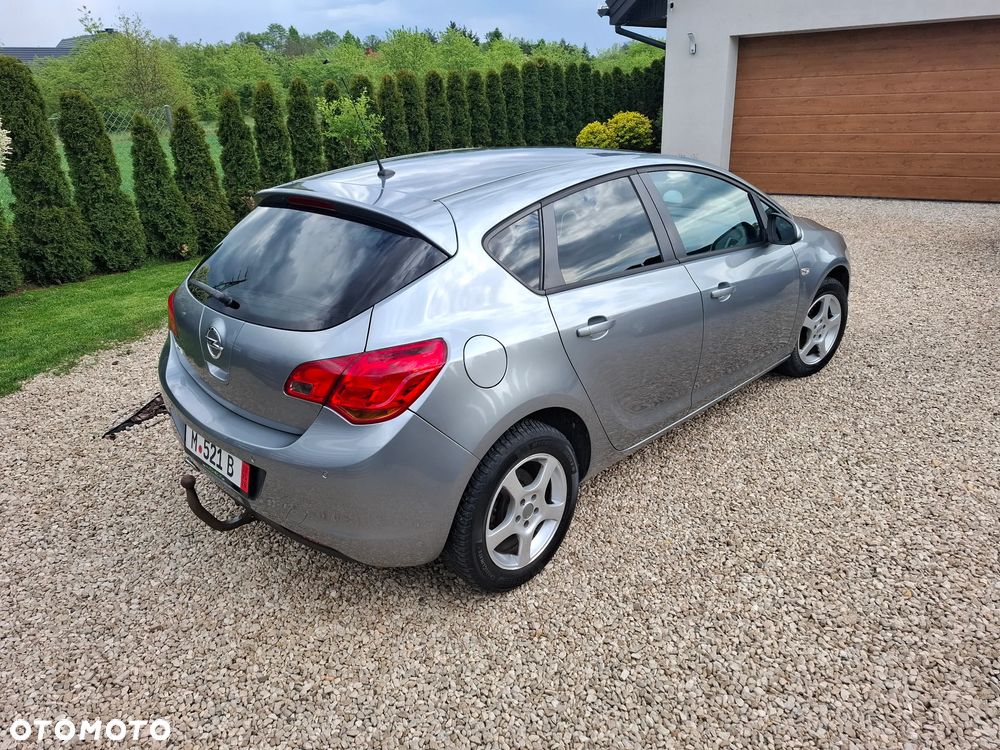 Opel Astra 1.4 Turbo Innovation - 10