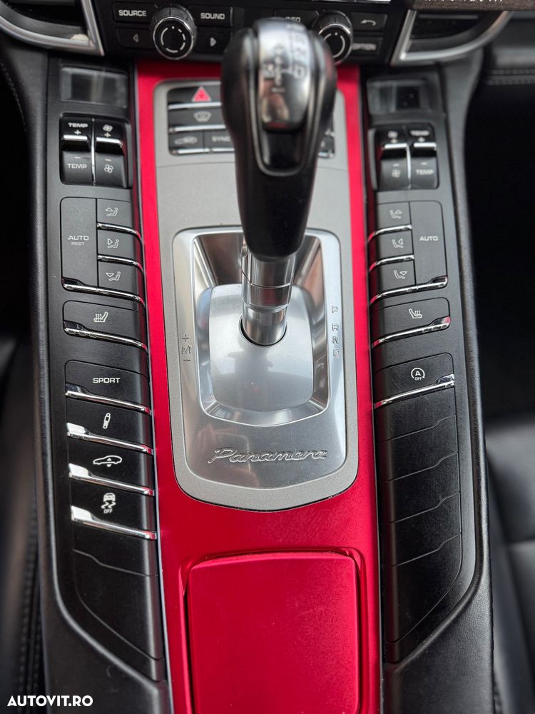 Porsche Panamera - 13