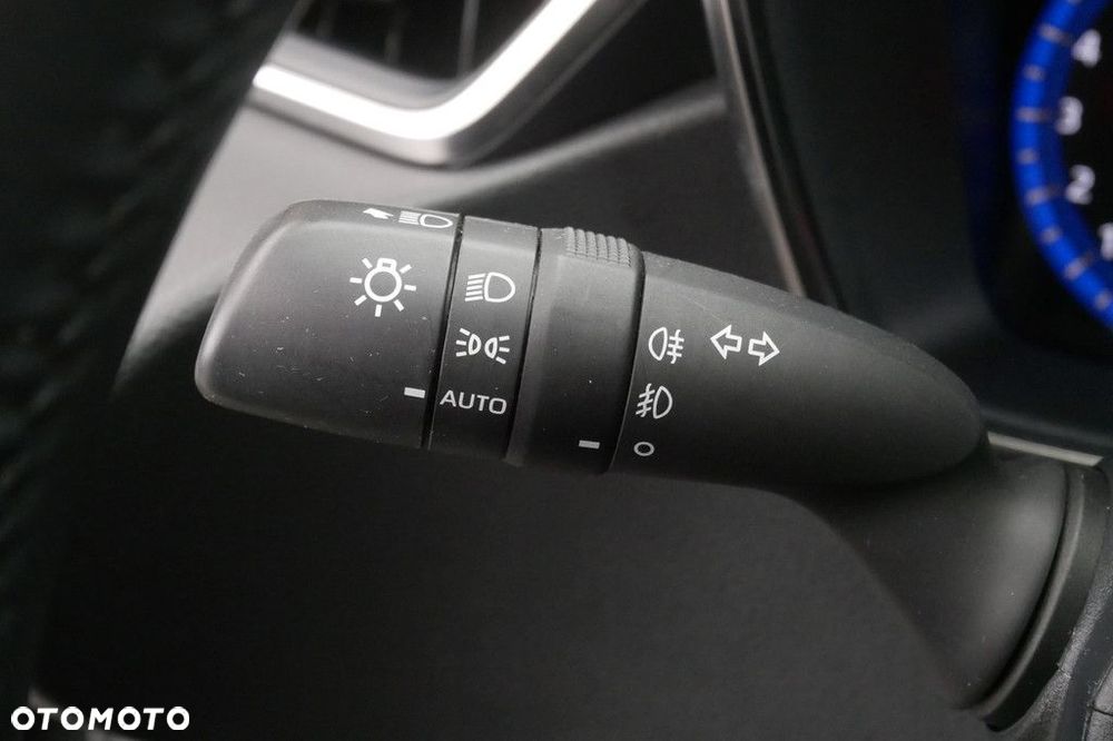 Toyota Corolla 1.8 Hybrid Comfort - 25