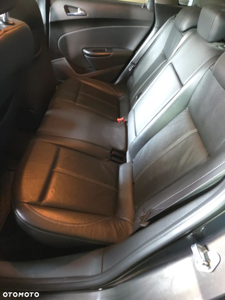 Opel Astra 1.4 T Cosmo EU6 - 9