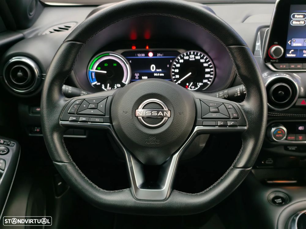 Nissan Juke 1.6 Hybrid N-Design Black - 27