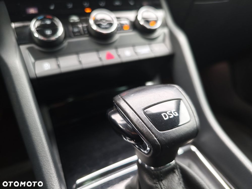 Skoda Karoq 1.5 TSI ACT DSG Style - 12