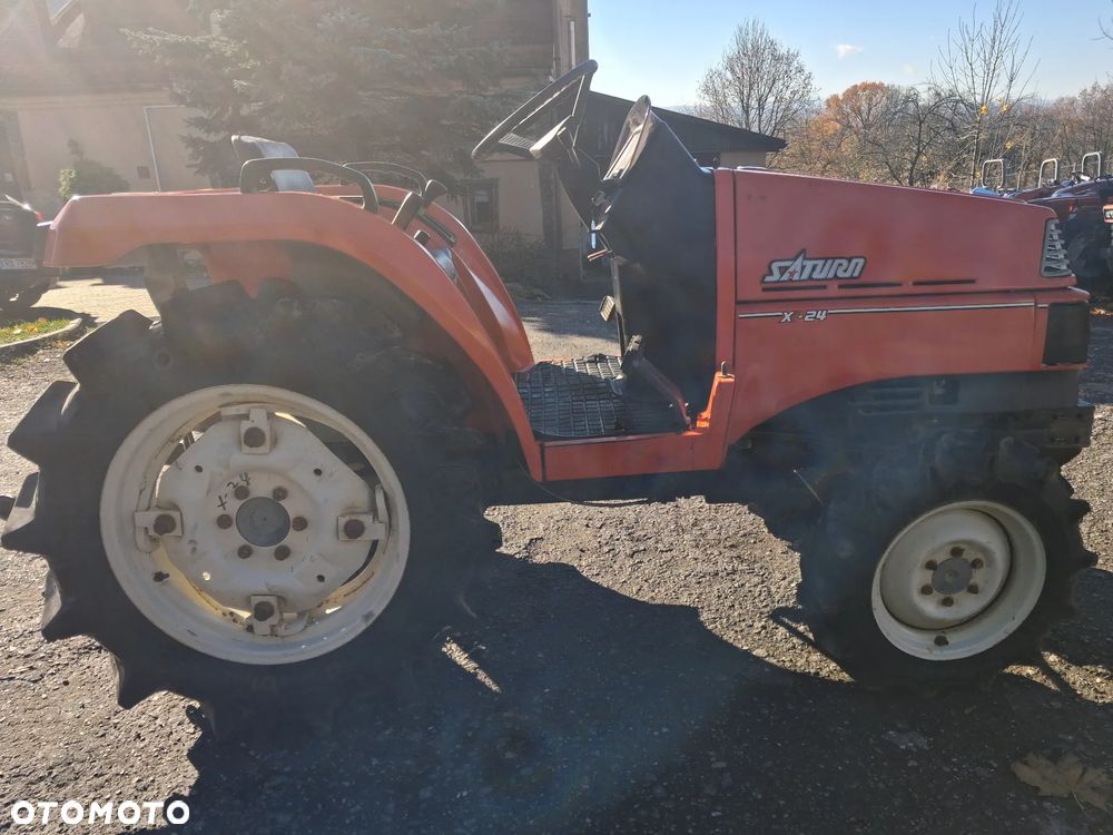 Kubota x24 - 7