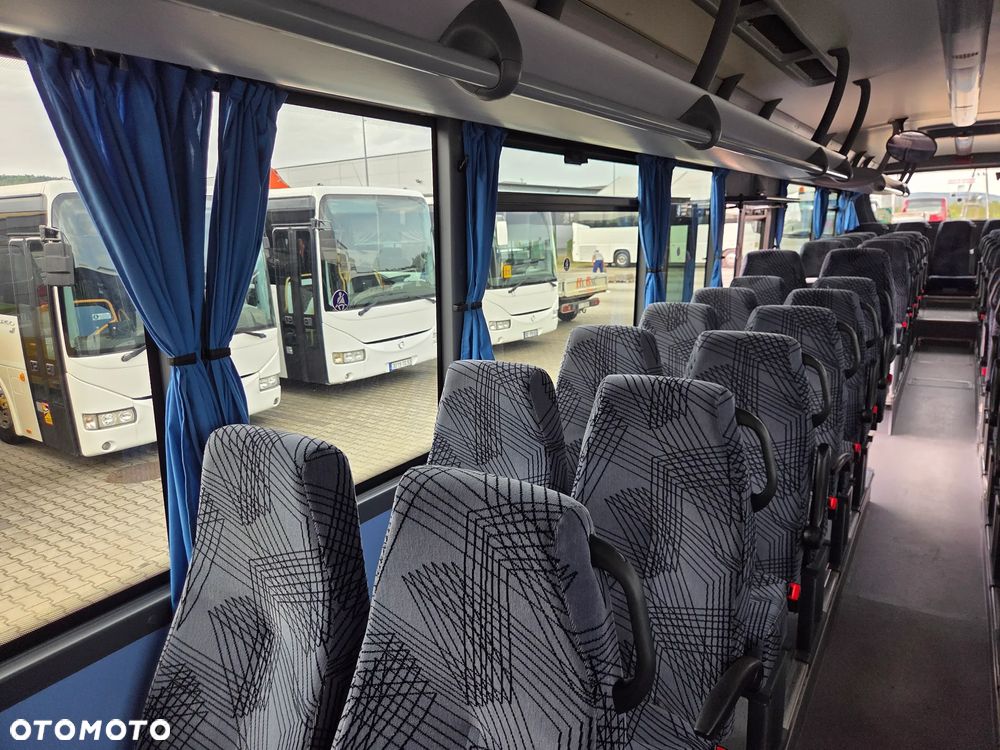 Iveco CROSSWAY/ SPROWADZONY/ 186 000 KM / MANUAL/ 64 MIEJSCA + STOJĄCE - 25