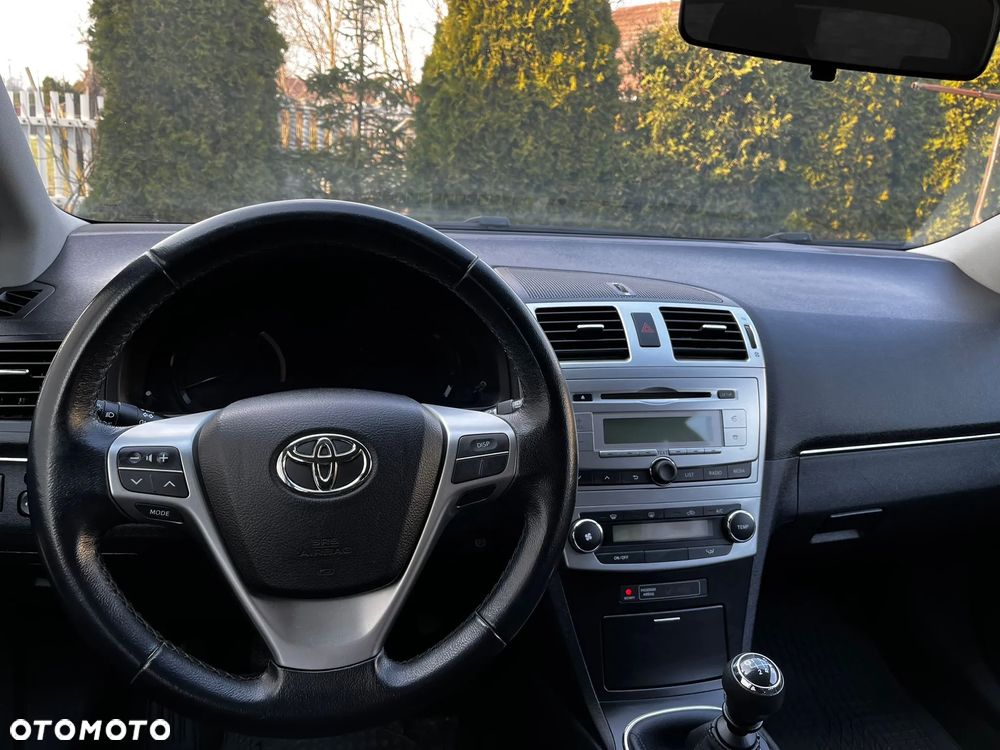 Toyota Avensis 2.0 D-4D Active - 34