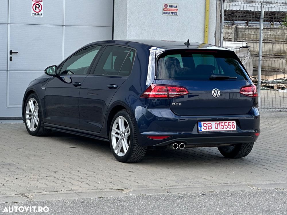 Volkswagen Golf 2.0 TDI GTD - 15