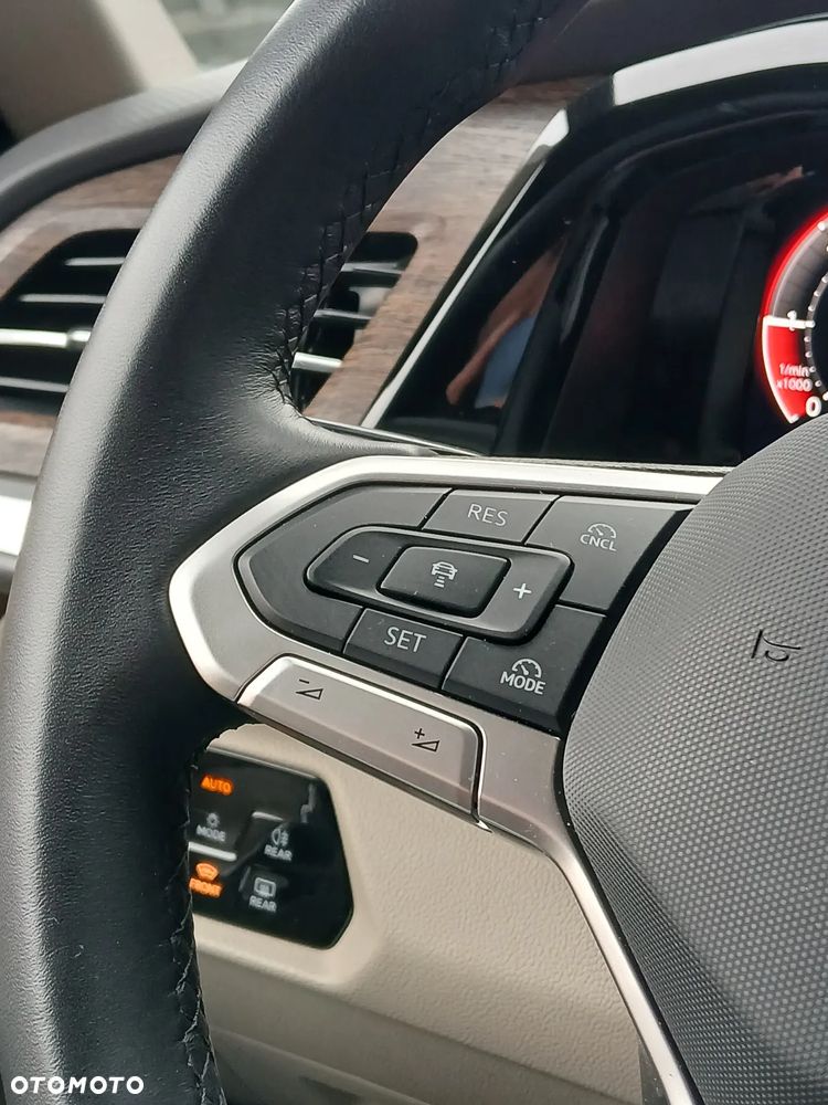 Volkswagen Multivan 2.0 TDI L2 DSG - 12