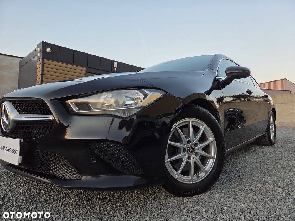 Mercedes-Benz CLA 180 d 8G-DCT - 2