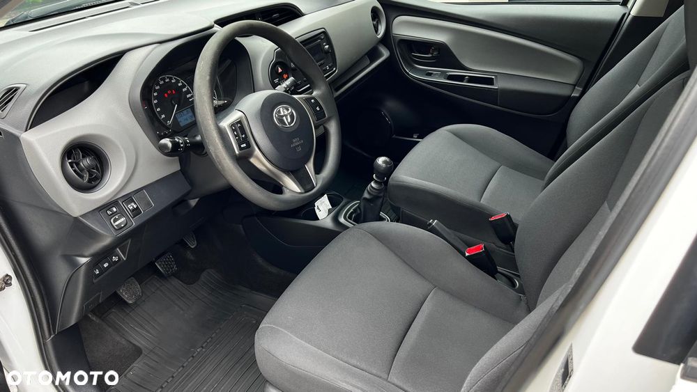 Toyota Yaris 1.5 Active - 16