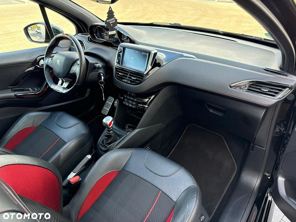Peugeot 208 - 20