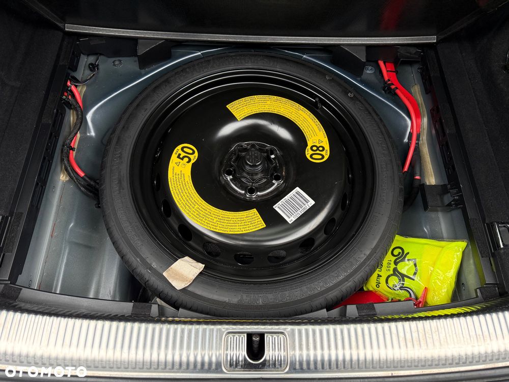 Audi A4 Avant 30 TDI S tronic sport - 40