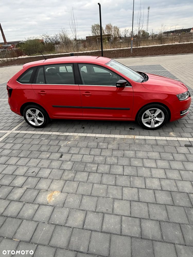 Skoda RAPID 1.4 TSI Style DSG - 7