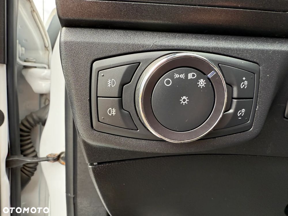 Ford Fusion 2.0 EcoBoost Titanium - 11