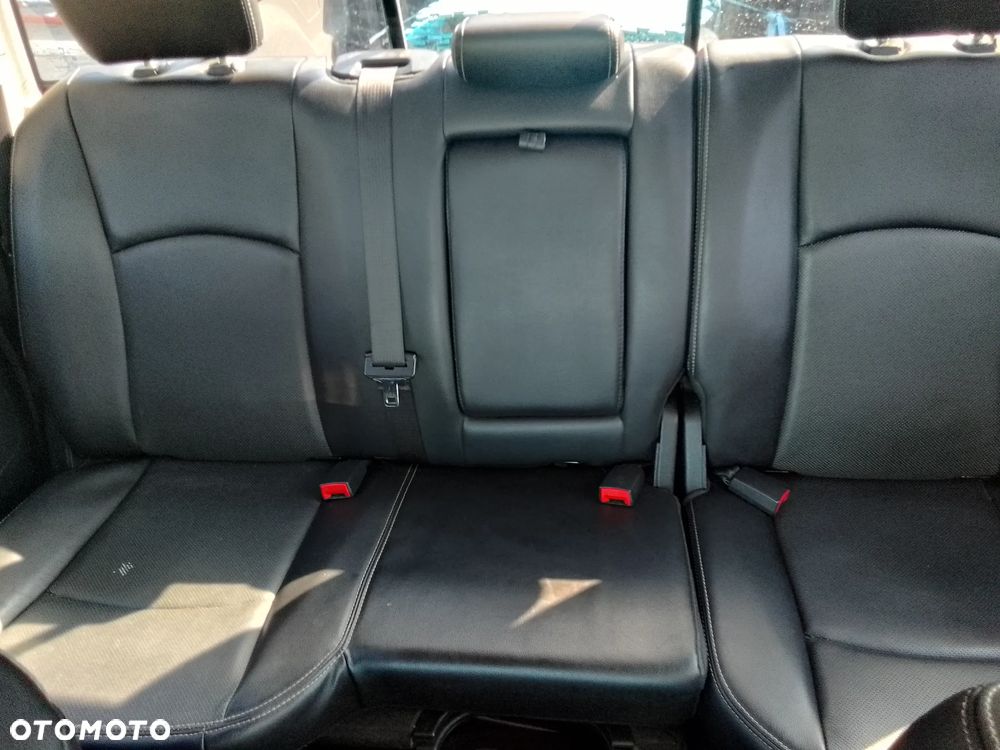 Dodge RAM ver-5-7-crew-cab-longbed-laramie-black - 27