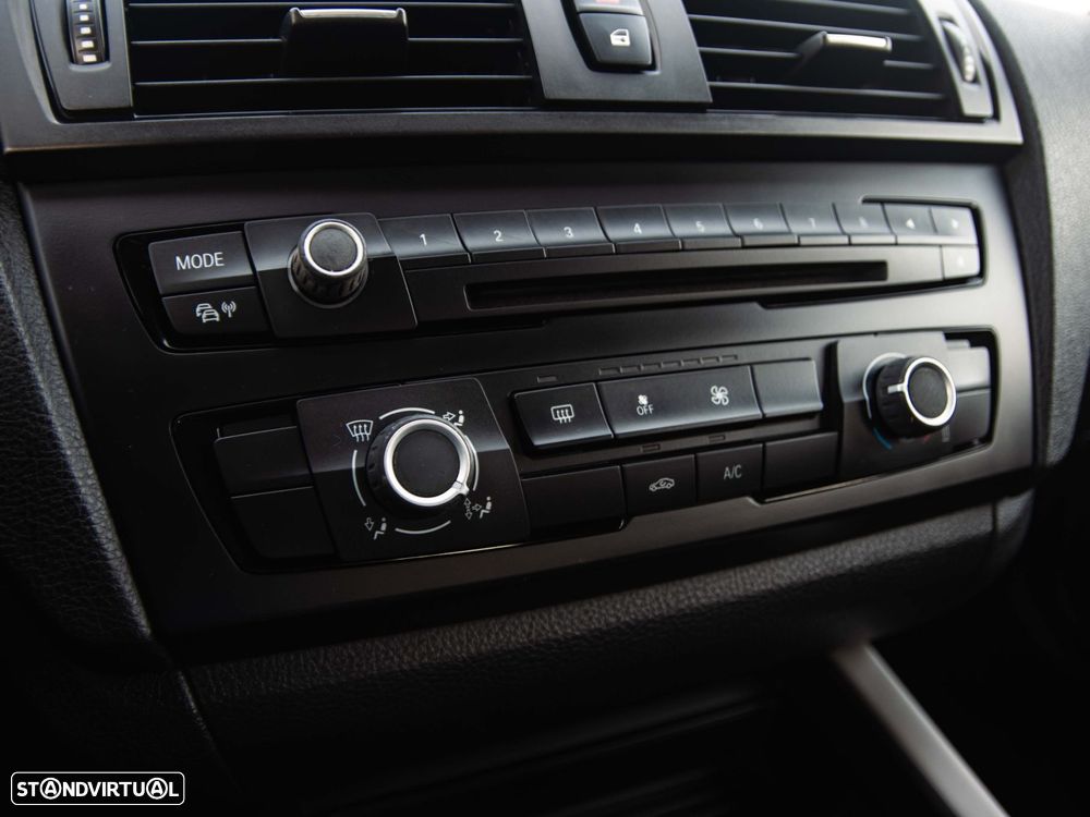 BMW 116 d EfficientDynamics - 8