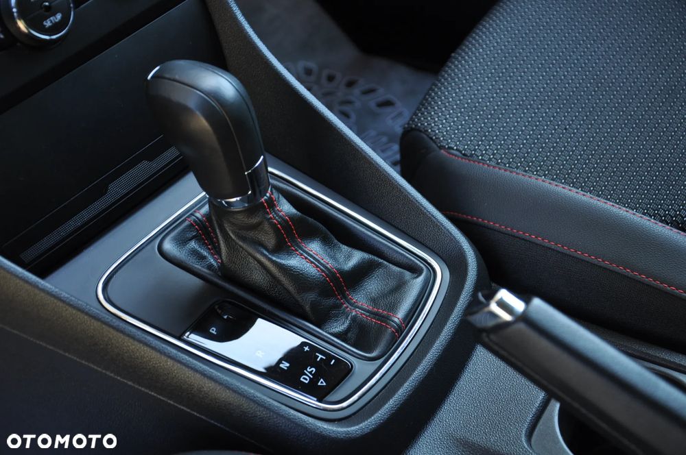 Seat Leon ver-sc-2-0-tdi-dpf-start-stop-dsg-fr - 14