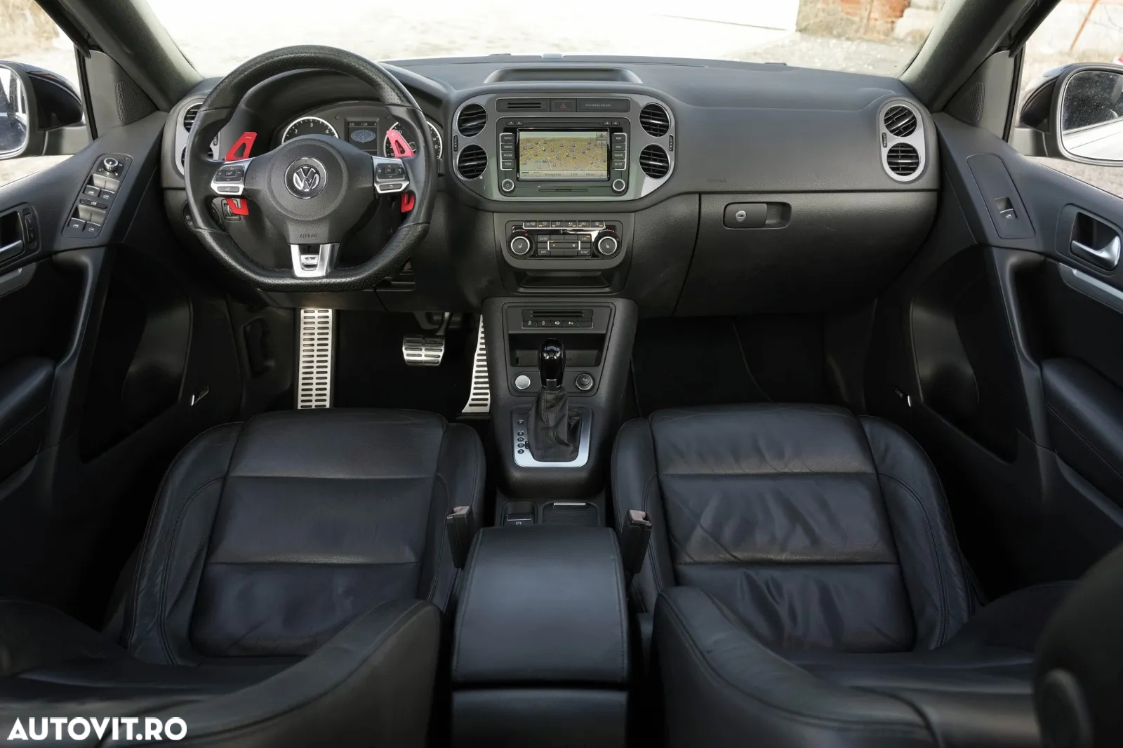 Volkswagen Tiguan 2.0 TDI DPF 4Motion BlueMotion Technology DSG Sport & Style - 14
