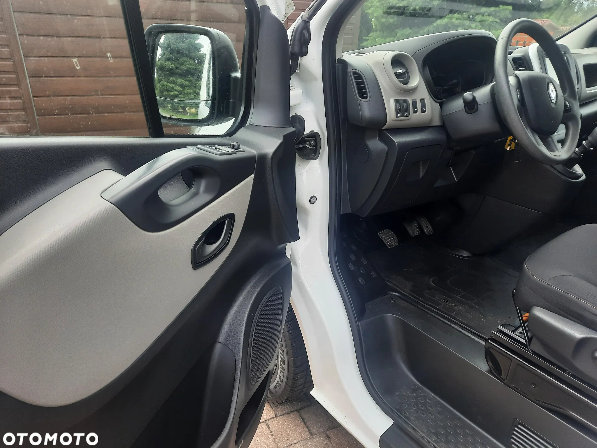 Renault Trafic L2 Długi - 8