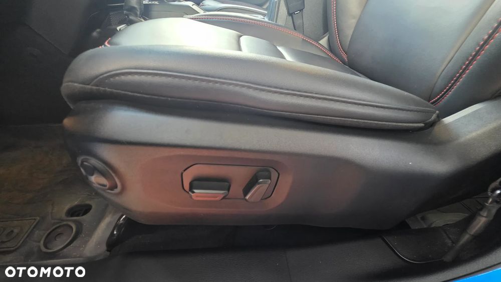 Jeep Wrangler Unlimited GME 2.0 Turbo Rubicon - 3