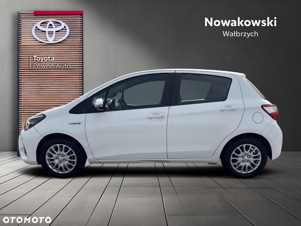 Toyota Yaris Hybrid 100 Premium EU6 - 2