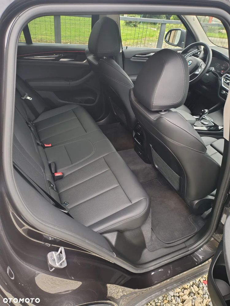 BMW X3 xDrive20d - 36