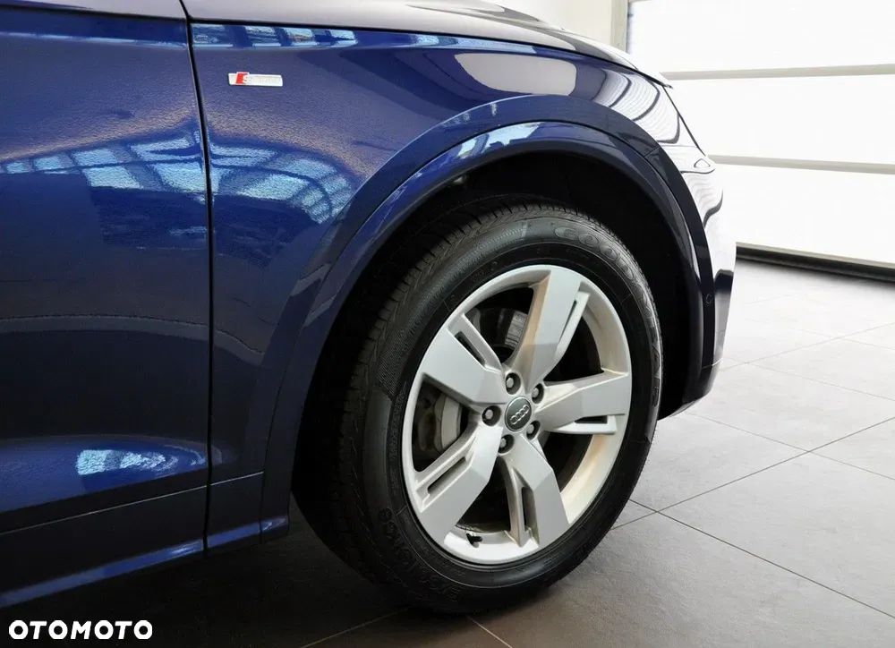 Audi Q5 ver-55-tfsi-e-quattro-s-tronic - 25